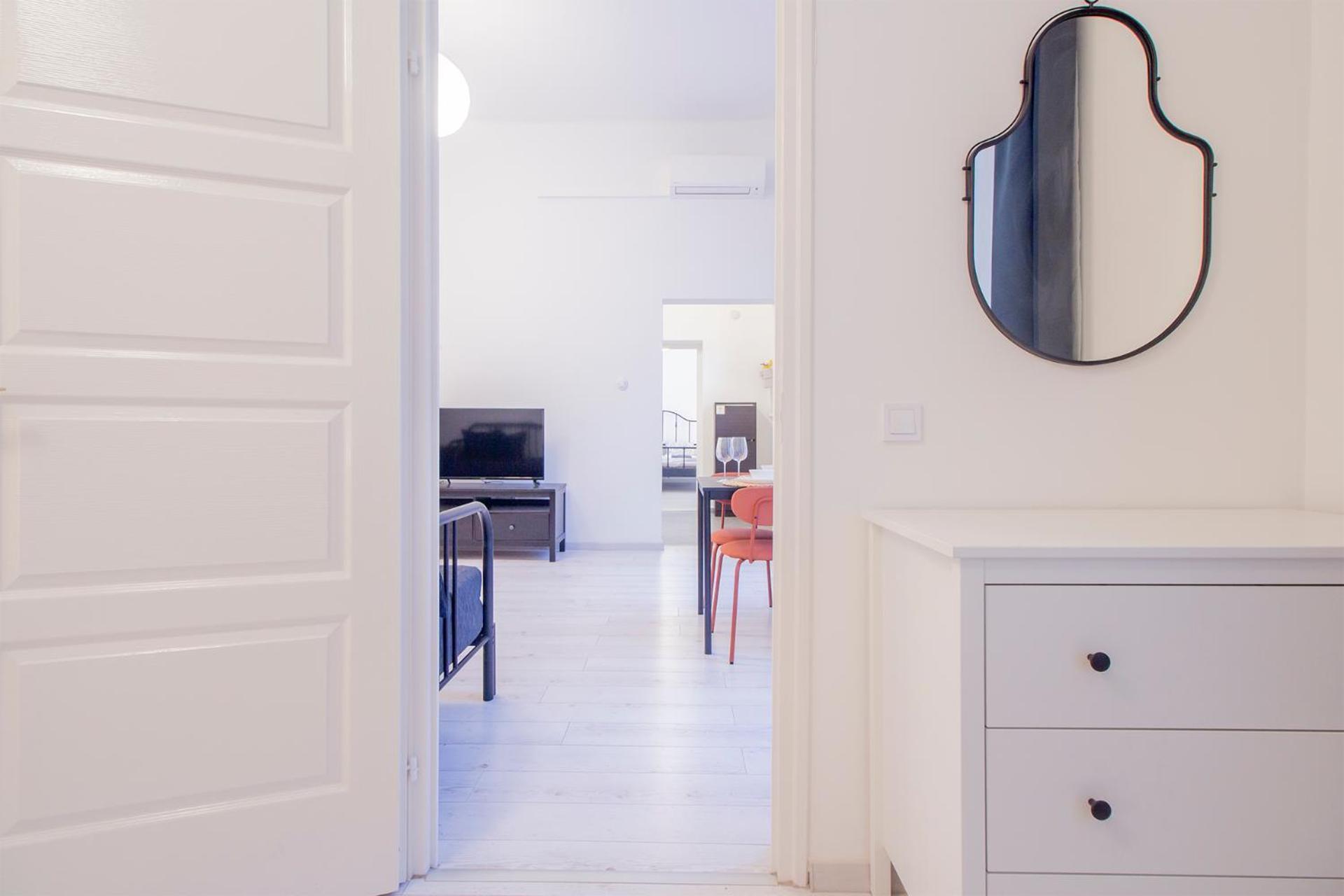 Kalvin 2Bdr Apartment With Ac Budapest Luaran gambar