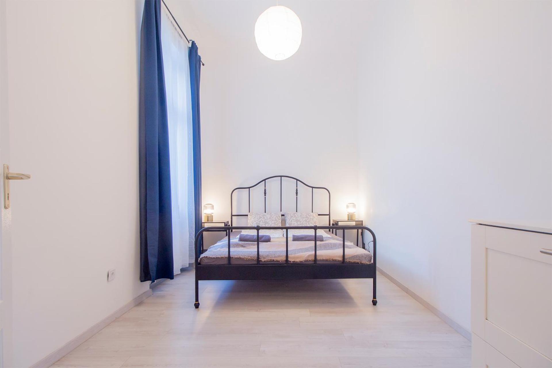 Kalvin 2Bdr Apartment With Ac Budapest Luaran gambar