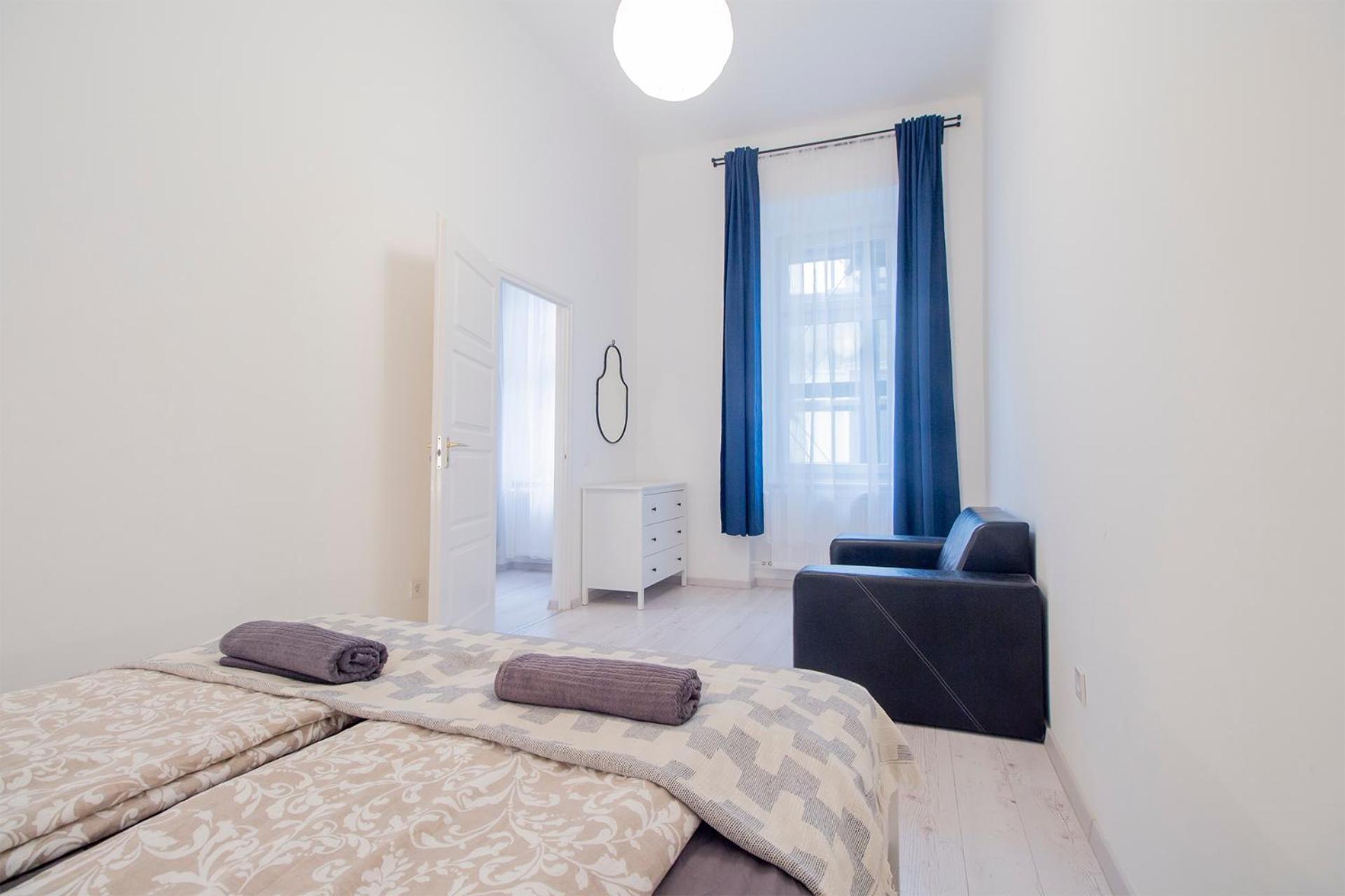 Kalvin 2Bdr Apartment With Ac Budapest Luaran gambar