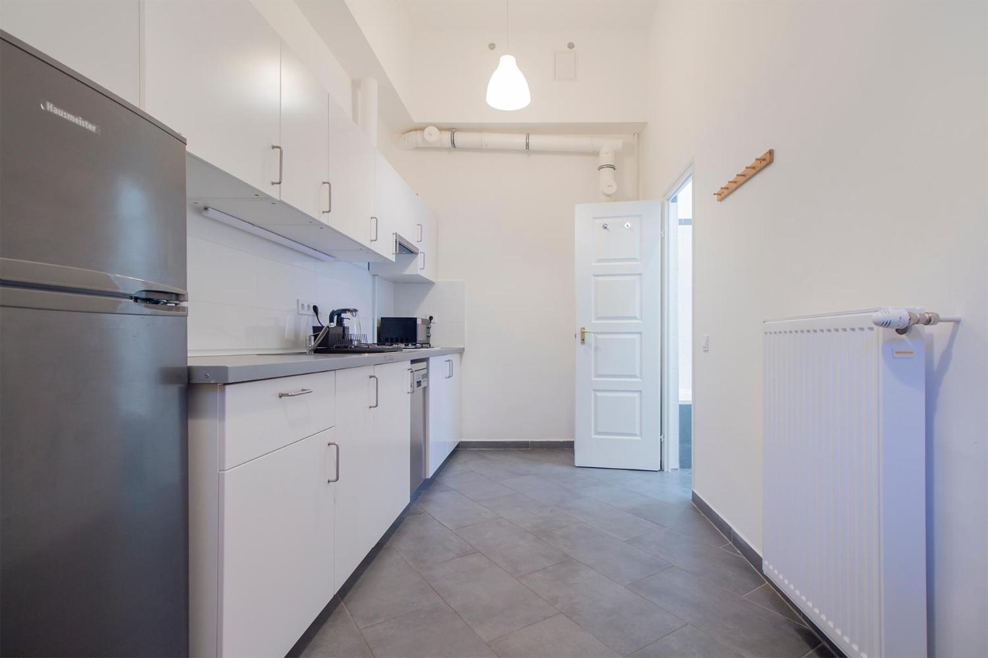 Kalvin 2Bdr Apartment With Ac Budapest Luaran gambar